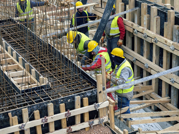 HP-Concrete Work With Carpenters